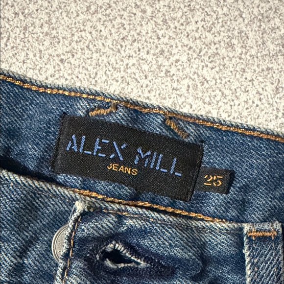 Alex Mill Denim - Women’s Alex Mill - Bev Mid Rise Relaxed  Straight Denim Jeans